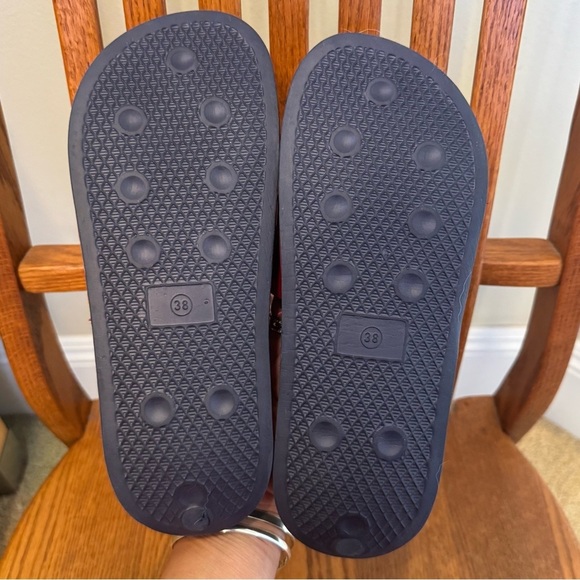 NEW Cuffy’s Slides Red Men’s Size 38 6 Women’s Size 8-8.5 Navy Blue Soles - Picture 3 of 4